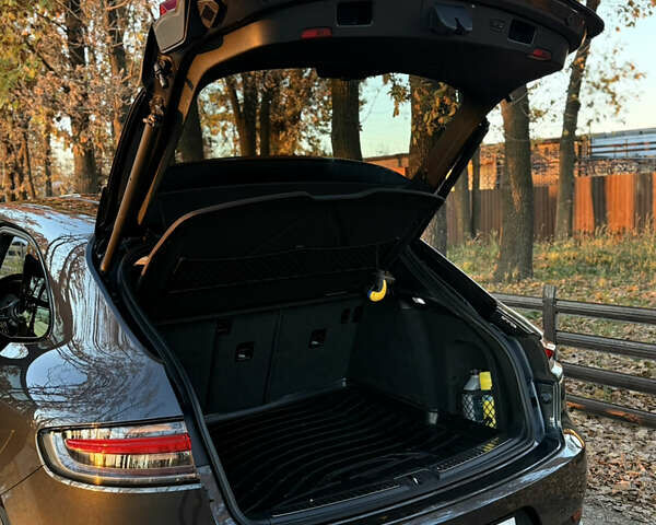 Сірий Порше Масан, об'ємом двигуна 3 л та пробігом 107 тис. км за 48000 $, фото 9 на Automoto.ua