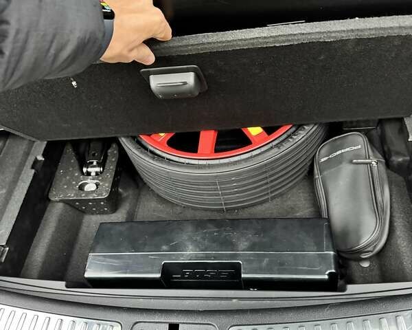 Серый Порше Масан, объемом двигателя 1.98 л и пробегом 48 тыс. км за 44900 $, фото 16 на Automoto.ua