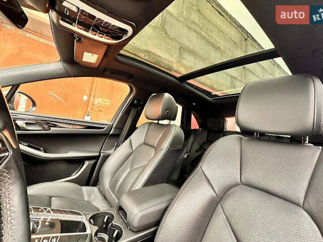 Серый Порше Масан, объемом двигателя 3 л и пробегом 88 тыс. км за 35000 $, фото 16 на Automoto.ua