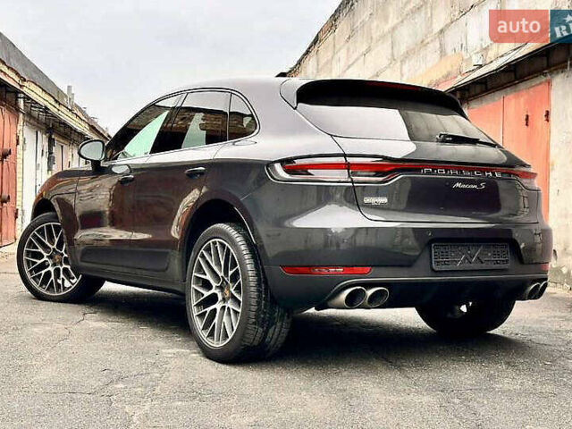 Серый Порше Масан, объемом двигателя 3 л и пробегом 88 тыс. км за 35000 $, фото 10 на Automoto.ua