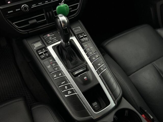 Серый Порше Масан, объемом двигателя 2 л и пробегом 62 тыс. км за 49900 $, фото 13 на Automoto.ua