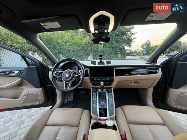 Серый Порше Масан, объемом двигателя 3 л и пробегом 95 тыс. км за 38900 $, фото 24 на Automoto.ua