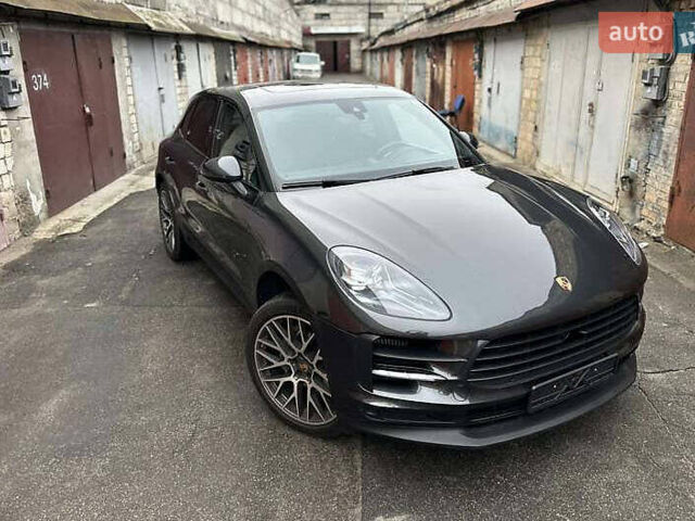 Серый Порше Масан, объемом двигателя 3 л и пробегом 88 тыс. км за 35000 $, фото 13 на Automoto.ua