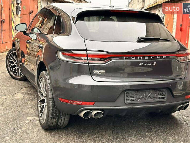 Серый Порше Масан, объемом двигателя 3 л и пробегом 88 тыс. км за 35000 $, фото 8 на Automoto.ua