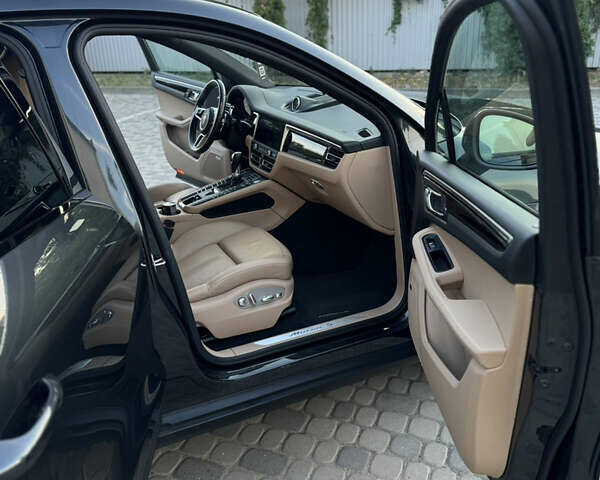 Серый Порше Масан, объемом двигателя 3 л и пробегом 95 тыс. км за 38900 $, фото 22 на Automoto.ua