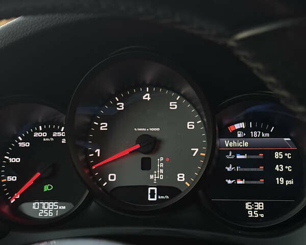 Сірий Порше Масан, об'ємом двигуна 3 л та пробігом 107 тис. км за 48000 $, фото 24 на Automoto.ua