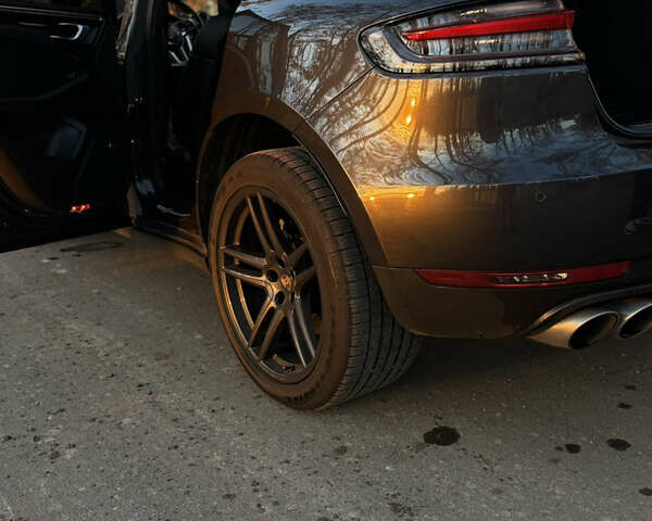 Сірий Порше Масан, об'ємом двигуна 3 л та пробігом 107 тис. км за 48000 $, фото 10 на Automoto.ua