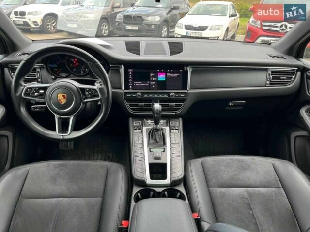 Серый Порше Масан, объемом двигателя 2 л и пробегом 42 тыс. км за 50000 $, фото 9 на Automoto.ua