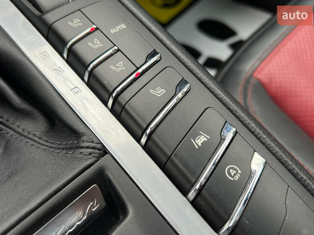 Серый Порше Масан, объемом двигателя 1.98 л и пробегом 74 тыс. км за 41500 $, фото 18 на Automoto.ua