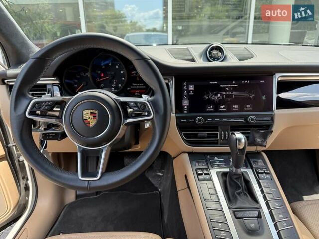 Серый Порше Масан, объемом двигателя 1.98 л и пробегом 19 тыс. км за 52500 $, фото 20 на Automoto.ua