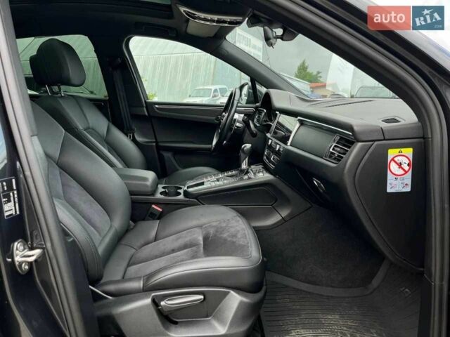 Серый Порше Масан, объемом двигателя 2 л и пробегом 42 тыс. км за 50000 $, фото 17 на Automoto.ua