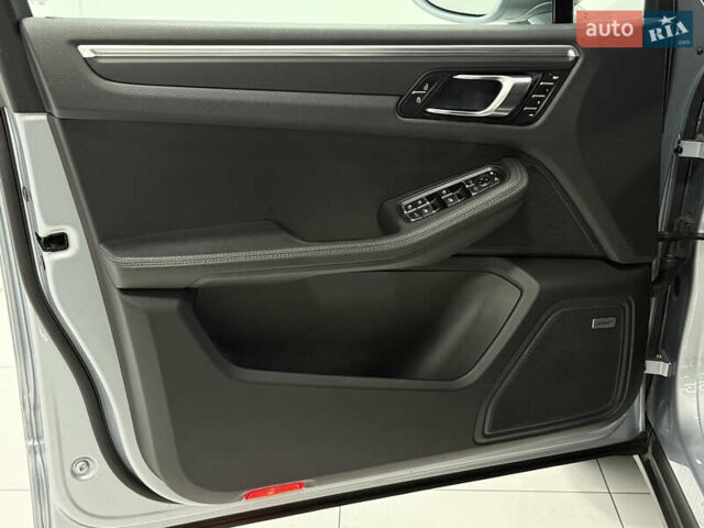 Сірий Порше Масан, об'ємом двигуна 1.98 л та пробігом 61 тис. км за 42500 $, фото 22 на Automoto.ua