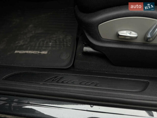 Серый Порше Масан, объемом двигателя 2 л и пробегом 42 тыс. км за 53990 $, фото 26 на Automoto.ua