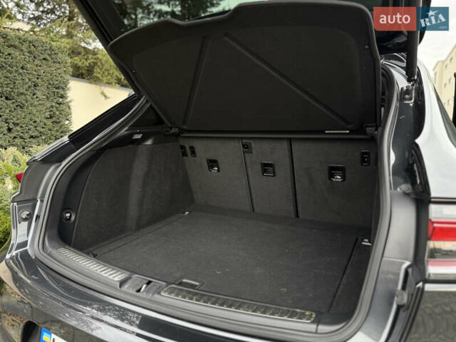 Серый Порше Масан, объемом двигателя 2 л и пробегом 42 тыс. км за 53990 $, фото 47 на Automoto.ua