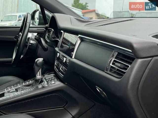 Серый Порше Масан, объемом двигателя 2 л и пробегом 42 тыс. км за 50000 $, фото 6 на Automoto.ua