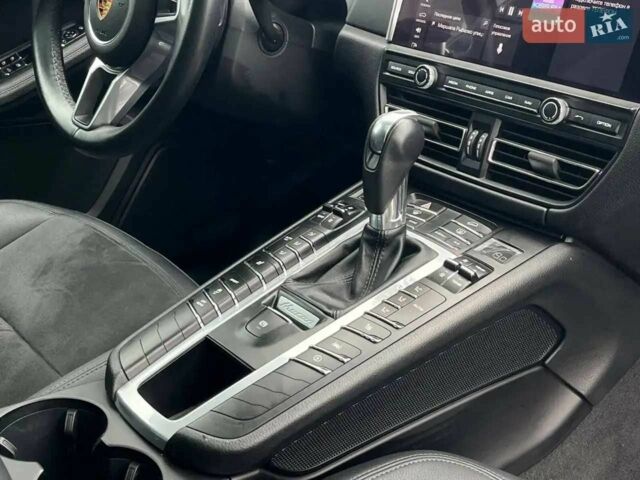 Серый Порше Масан, объемом двигателя 2 л и пробегом 42 тыс. км за 50000 $, фото 4 на Automoto.ua