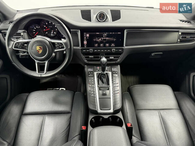 Сірий Порше Масан, об'ємом двигуна 1.98 л та пробігом 61 тис. км за 42500 $, фото 17 на Automoto.ua