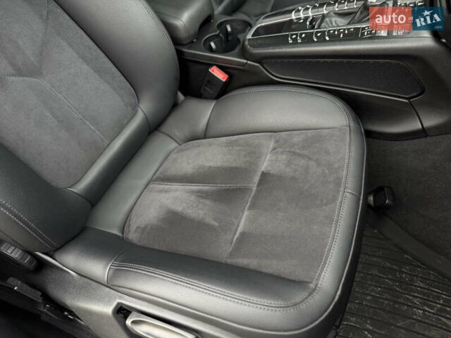 Серый Порше Масан, объемом двигателя 2 л и пробегом 42 тыс. км за 53990 $, фото 52 на Automoto.ua