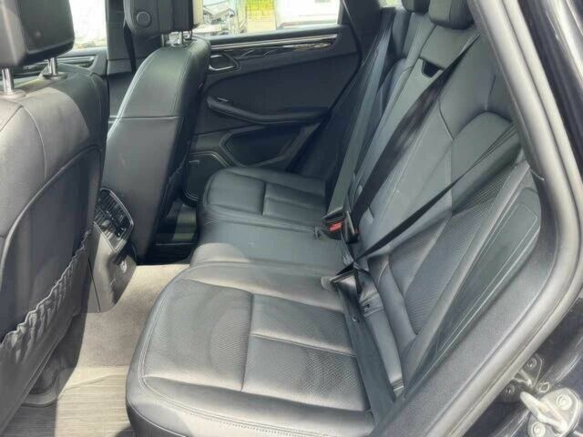 Порше Масан 2021 в Житомире на Automoto.ua Серый Порше Масан, объемом двигателя 3 л и пробегом 26 тыс. км за 11000 $, фото 11 на Automoto.ua