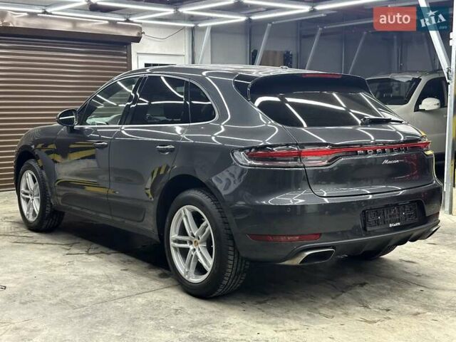 Серый Порше Масан, объемом двигателя 1.98 л и пробегом 62 тыс. км за 44500 $, фото 1 на Automoto.ua