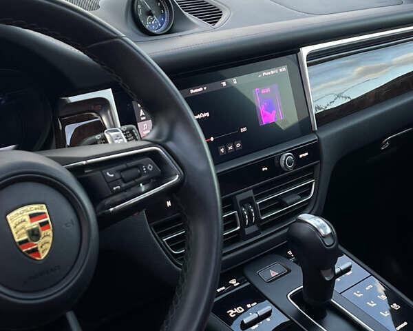 Порше Масан 2022 в Киеве на Automoto.ua Серый Порше Масан, объемом двигателя 1.98 л и пробегом 35 тыс. км за 52900 $, фото 14 на Automoto.ua