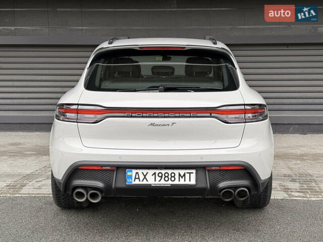 Серый Порше Масан, объемом двигателя 1.98 л и пробегом 37 тыс. км за 67000 $, фото 6 на Automoto.ua