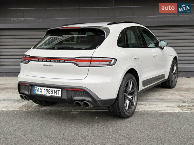 Серый Порше Масан, объемом двигателя 1.98 л и пробегом 37 тыс. км за 67000 $, фото 7 на Automoto.ua