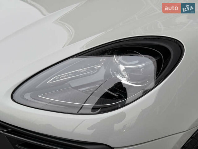 Серый Порше Масан, объемом двигателя 1.98 л и пробегом 37 тыс. км за 67000 $, фото 4 на Automoto.ua