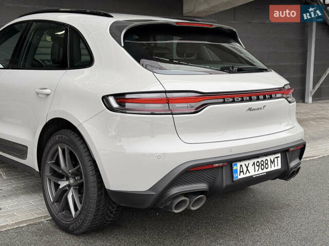 Серый Порше Масан, объемом двигателя 1.98 л и пробегом 37 тыс. км за 67000 $, фото 8 на Automoto.ua