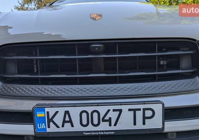 Серый Порше Масан, объемом двигателя 1.98 л и пробегом 50 тыс. км за 74000 $, фото 16 на Automoto.ua
