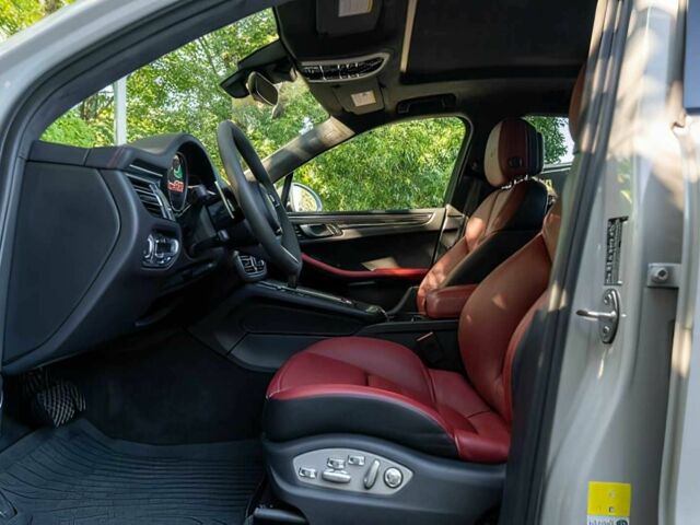 Серый Порше Масан, объемом двигателя 3 л и пробегом 18 тыс. км за 40000 $, фото 10 на Automoto.ua