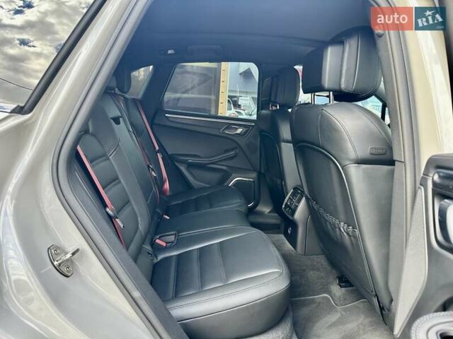Серый Порше Масан, объемом двигателя 2.89 л и пробегом 31 тыс. км за 115555 $, фото 48 на Automoto.ua