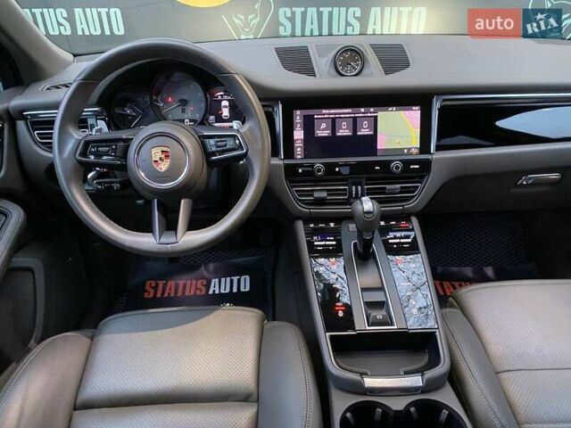 Серый Порше Масан, объемом двигателя 2.89 л и пробегом 50 тыс. км за 77000 $, фото 38 на Automoto.ua