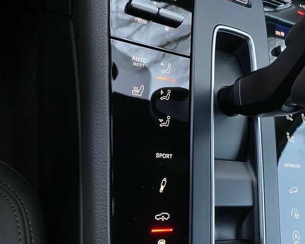 Серый Порше Масан, объемом двигателя 2.89 л и пробегом 50 тыс. км за 77000 $, фото 33 на Automoto.ua