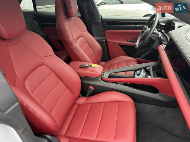 Порше Масан 2024 у Києві на Automoto.ua Сірий Порше Масан, об'ємом двигуна 0 л та пробігом 10 тис. км за 80500 $, фото 9 на Automoto.ua