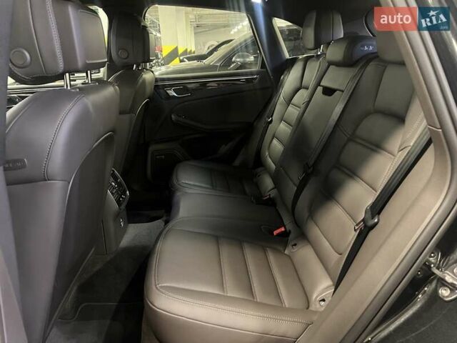 Серый Порше Масан, объемом двигателя 1.98 л и пробегом 11 тыс. км за 72563 $, фото 42 на Automoto.ua