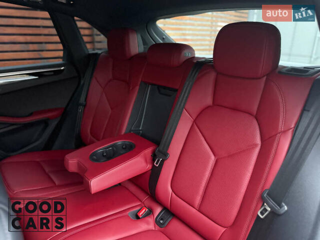 Серый Порше Масан, объемом двигателя 2.89 л и пробегом 16 тыс. км за 95000 $, фото 29 на Automoto.ua