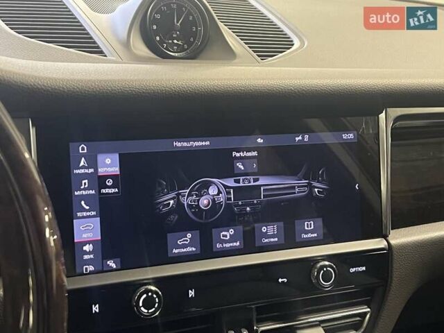 Серый Порше Масан, объемом двигателя 1.98 л и пробегом 11 тыс. км за 72563 $, фото 51 на Automoto.ua