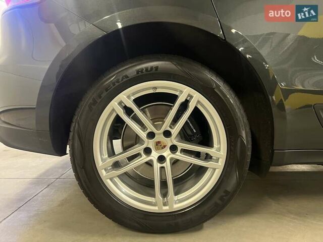 Серый Порше Масан, объемом двигателя 1.98 л и пробегом 11 тыс. км за 72563 $, фото 21 на Automoto.ua