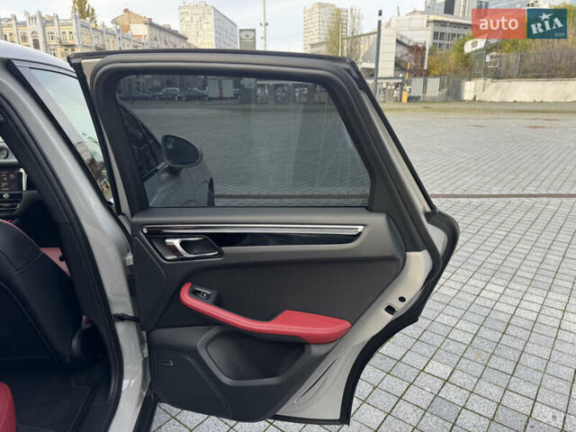 Серый Порше Масан, объемом двигателя 2.89 л и пробегом 16 тыс. км за 94999 $, фото 28 на Automoto.ua