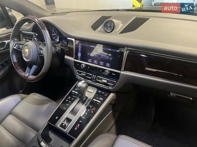 Серый Порше Масан, объемом двигателя 1.98 л и пробегом 11 тыс. км за 72563 $, фото 46 на Automoto.ua
