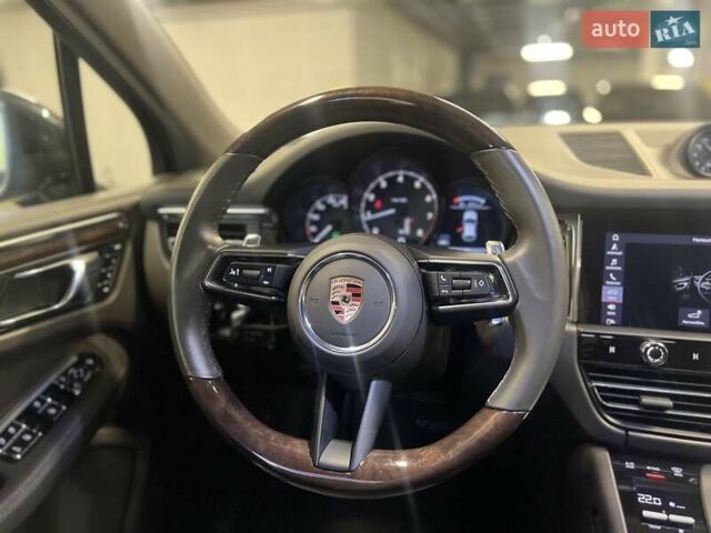 Серый Порше Масан, объемом двигателя 1.98 л и пробегом 11 тыс. км за 72563 $, фото 39 на Automoto.ua
