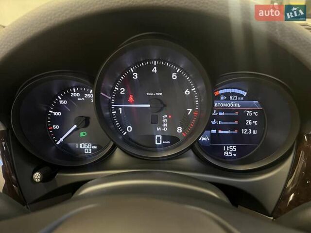 Серый Порше Масан, объемом двигателя 1.98 л и пробегом 11 тыс. км за 72563 $, фото 41 на Automoto.ua