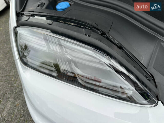 Порше Масан 2024 у Києві на Automoto.ua Сірий Порше Масан, об'ємом двигуна 0 л та пробігом 10 тис. км за 80500 $, фото 23 на Automoto.ua