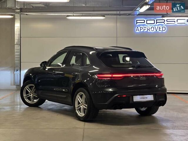 Серый Порше Масан, объемом двигателя 1.98 л и пробегом 11 тыс. км за 72563 $, фото 3 на Automoto.ua