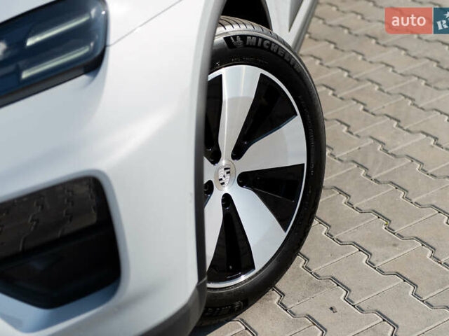 Серый Порше Масан, объемом двигателя 0 л и пробегом 1 тыс. км за 104000 $, фото 1 на Automoto.ua