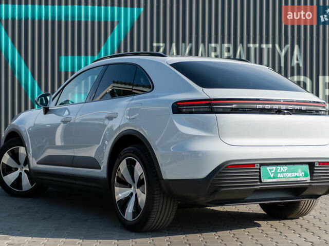 Серый Порше Масан, объемом двигателя 0 л и пробегом 1 тыс. км за 104000 $, фото 5 на Automoto.ua