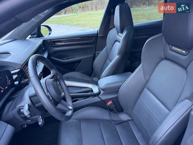 Серый Порше Масан, объемом двигателя 0 л и пробегом 15 тыс. км за 130546 $, фото 27 на Automoto.ua