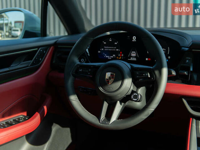 Серый Порше Масан, объемом двигателя 0 л и пробегом 1 тыс. км за 104000 $, фото 24 на Automoto.ua