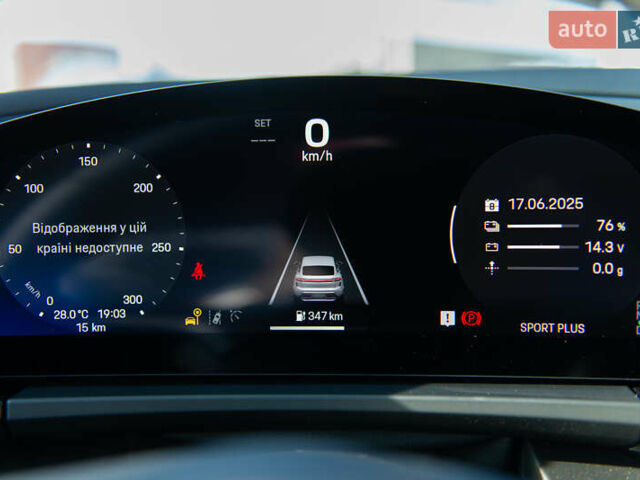 Серый Порше Масан, объемом двигателя 0 л и пробегом 1 тыс. км за 104000 $, фото 42 на Automoto.ua